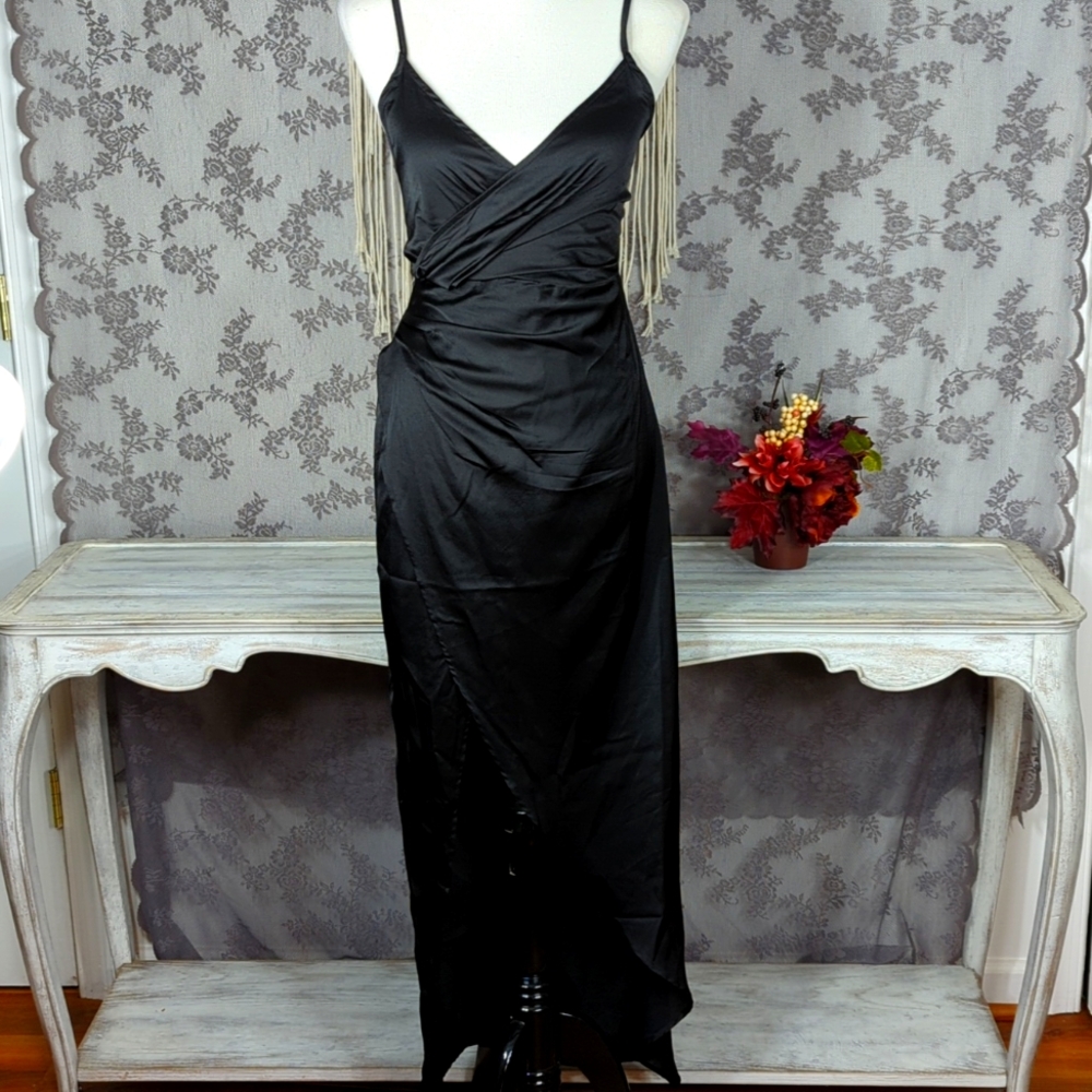 Pretty Little Thing little black dress